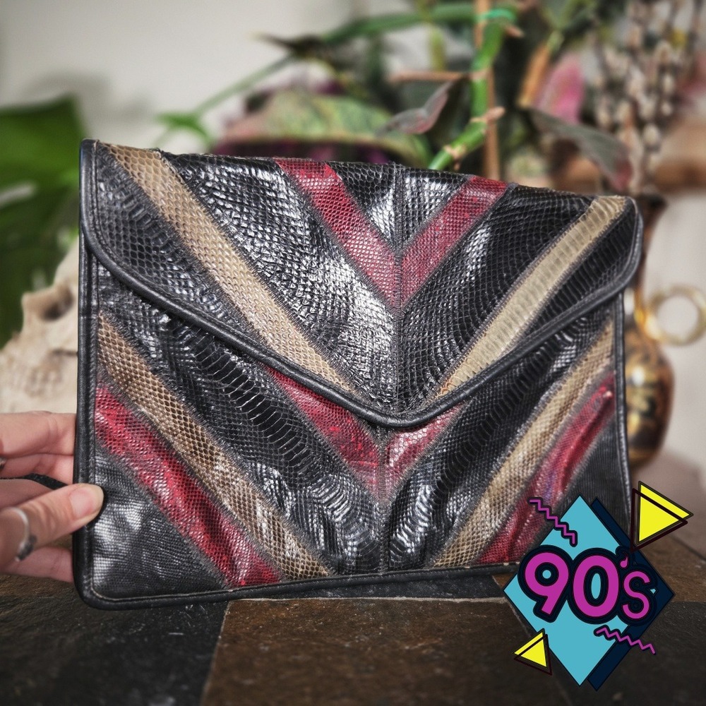 Vintage 90s Snakeskin Leather Clutch Chevron Envelope‎ Purse Bold Evening Bag